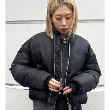 EMODA 에모다 그라데이션 다운 블루종 블랙 숏 기장