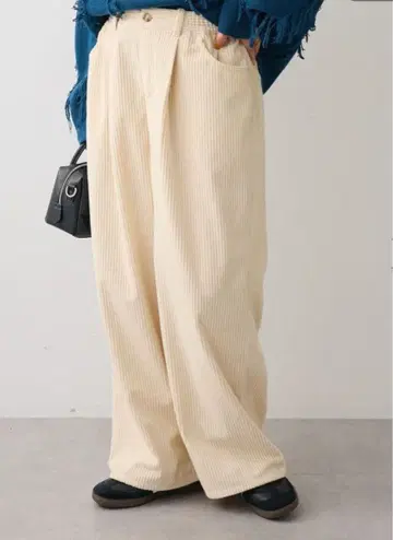 그린 파크스 굵은 폭 코듀로이 컬러 팬츠 아이보리