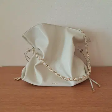 LE TALON 르탈롱 숄더백