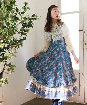 택 포함 새상품 엑시즈팜 장미 센터 지퍼 체크 점프수트 원피스