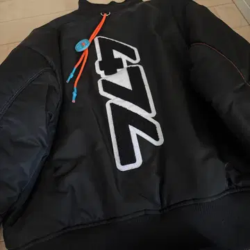 code47L MA-1 블랙 실리콘 탑 포함