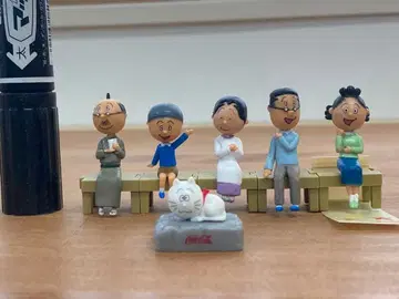 사자에 씨 일가의 피규어