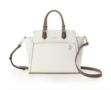 chouette 이타백 화이트