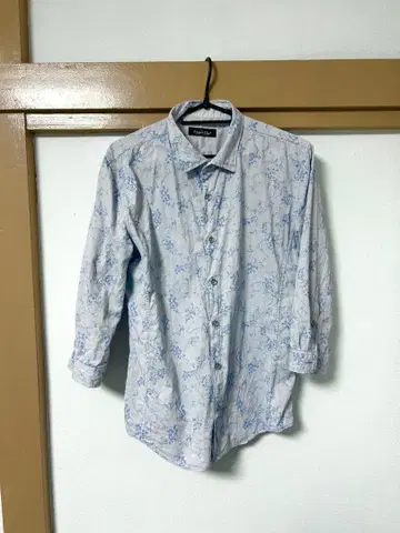 TORNADO MART 꽃무늬 자카드 7부 소매 셔츠 페일 블루