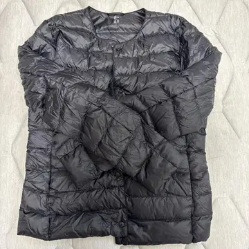 UNIQLO 라이트 다운 자켓 M 사이즈