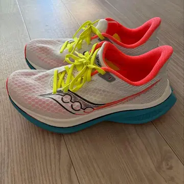 신상 써코니 엔돌핀 스피드 5 새상품급