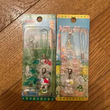 헬로키티 스트랩 포함 피규어 세트