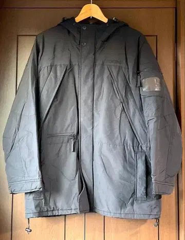 엑스걸 블랙 후드 부착 다운 자켓