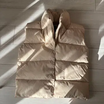 grandecade 베이지 다운 베스트