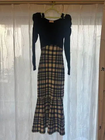 RESEXXY 원피스 1회 사용 컨디션 최상 F 사이즈