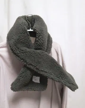(g) (그램) 올리브 그린 플리스 머플러