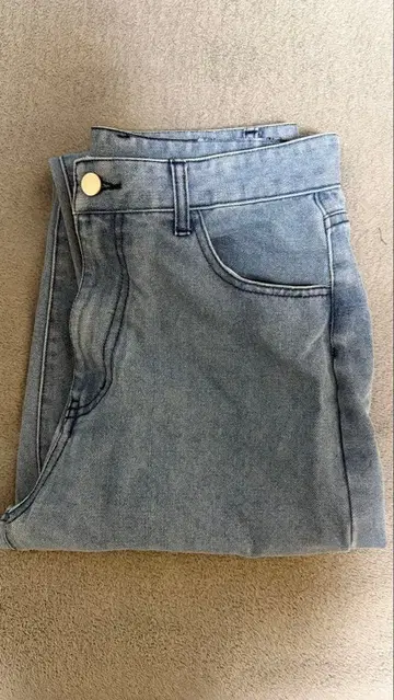 라이트 블루 데님