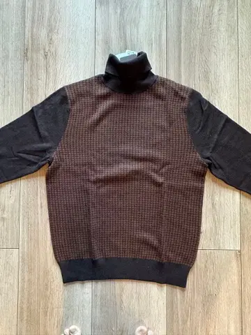 [새상품] UNIVERSAL LANGUAGE 코튼 캐시미어 터틀넥