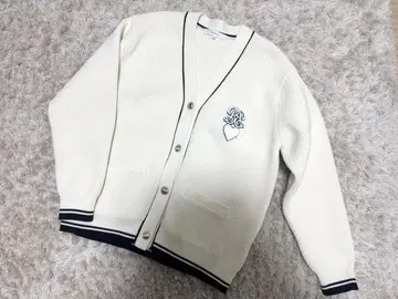 리랜드트루 로고 아플리케 라인 가디건