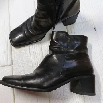 BRUNO MAGLI 블루노마리 숏부츠 블랙 23cm