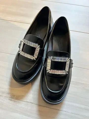 LE TALON 비쥬 로퍼 블랙 새상품급