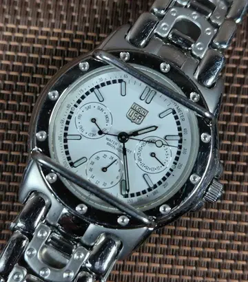 ELGIN TripleCalendar 화이트