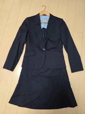 네이비 스트라이프 수트