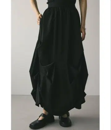 [ STYLEMIXER ] 랜덤 태킹 스커트 블랙