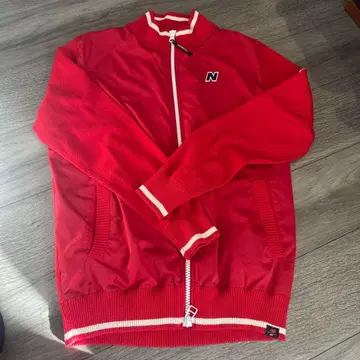 뉴발란스 레드 집업 사이즈 5