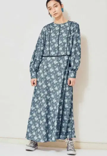 MEDE19F 뮬루즈 모던 [ 뮬루즈 염직 미술관 ] 빈티지풍 원피스