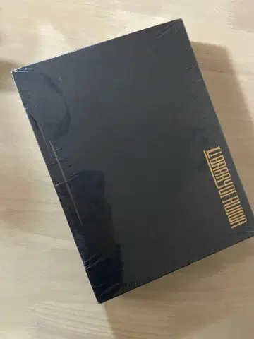 라이브러리 오브 루인 아트북 비닐 포함 새상품