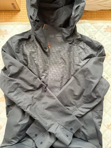 Audi 마운틴 후드티 M 사이즈 그레이