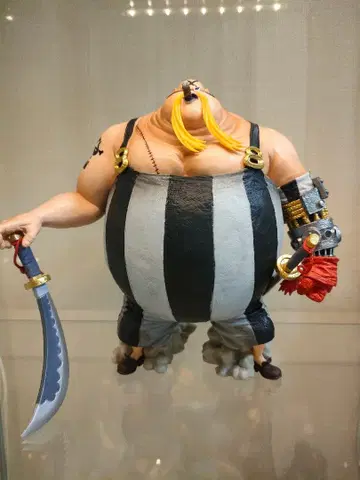 원피스 제일복권 퀸 영웅호걸상 피규어