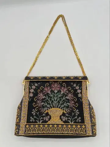 비즈 핸드백 총 비즈 블랙 골드 체인