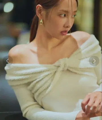 SNIDEL 오프숄더 리본 니트