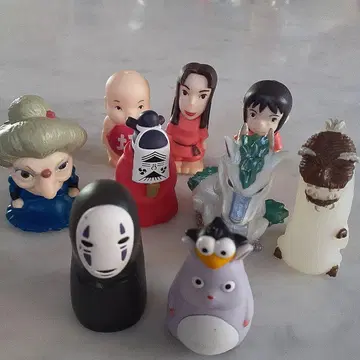 센과 치히로의 행방불명 피규어 9체 세트