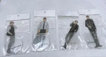 날개짓하는 새는 날지 않는다 아크릴 스탠드 묶음 판매