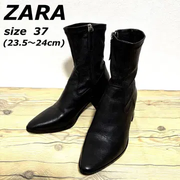 [ ZARA ] 새상품급 가죽 힐 앵클부츠 23.5~24cm