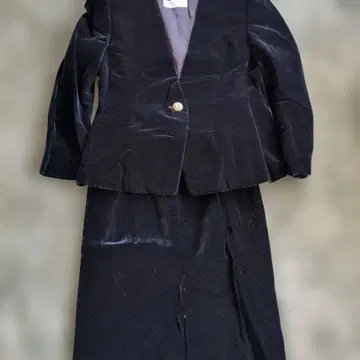 JEUNE CINQUANTE 블랙 스커트 수트