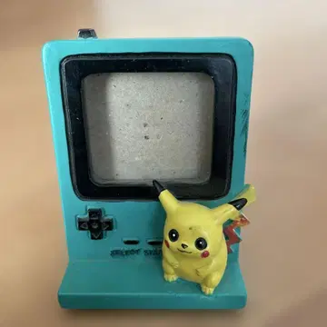 게임보이형 사진 액자 피카츄 포켓몬스터 레트로 레어 상품