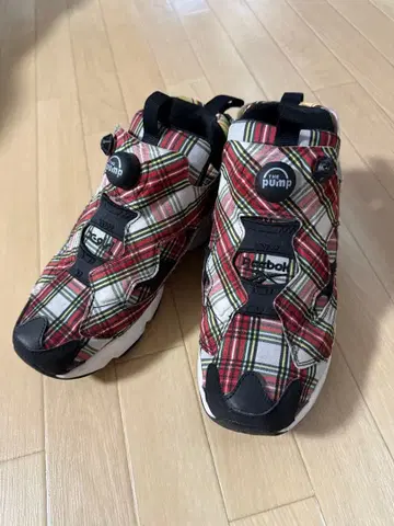 x-girl Reebok 콜라보 펌프 퓨리 24.5cm 엑스걸