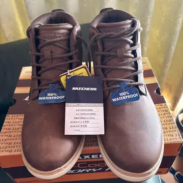 SKECHERS Relaxed Fit 방수 스니커즈