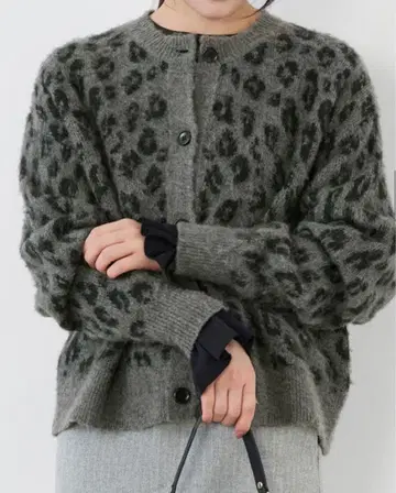 레오파드 자카드 가디건