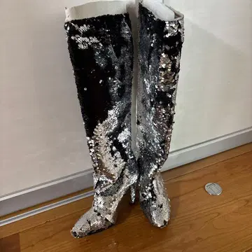 새상품 H&M 스팽글 롱 부츠 37