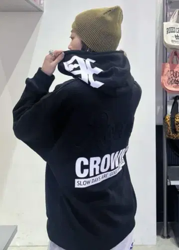 로데오 크라운 백 엠보싱 스크립트 로고 후드티 BLACK