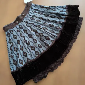 택 포함 미사용 엑시즈팜 플레어 스커트 파랑과 브라운 무늬