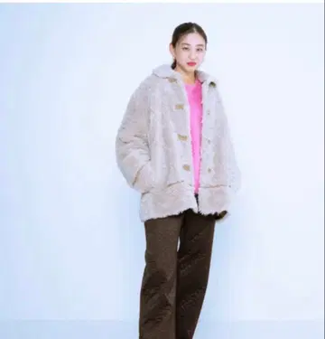 Ray BEAMS 보아 하프 코트