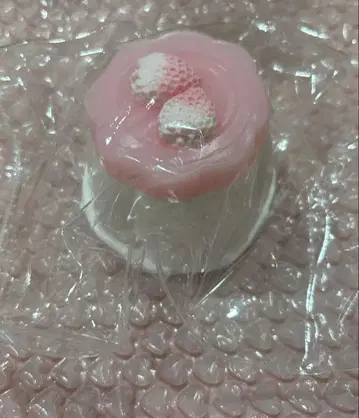 딸기 푸딩 얼음 버터 kikisquishy