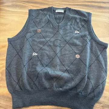 먼싱웨어 니트 베스트