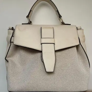 IENA SLOBE 화이트 플랩 핸드백