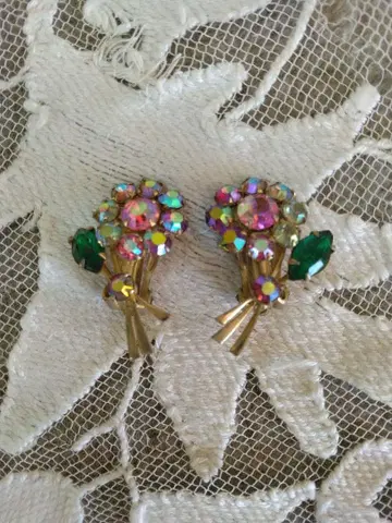 하나뿐인 빈티지 플라워 부케 디자인 귀찌 꽃다발 액세서리