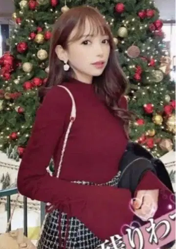 [ 당일 발송 ] 레이스업 니트탑 레드