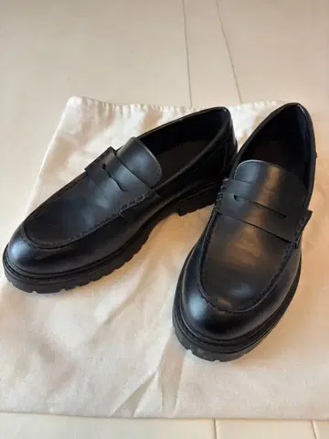 ZARA 자라 페니 스트랩 드레스 로퍼 42 사이즈