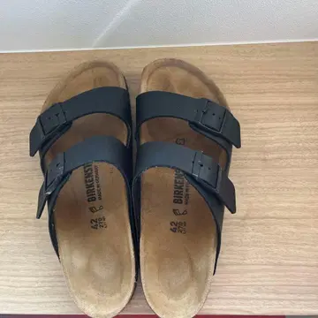 Birkenstock 블랙 샌들 42