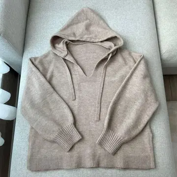 BLATE 후드 부착 니트 베이지